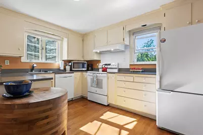 122 Mabel Street, Portland, ME 04103 - Photo 11