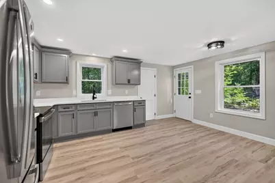 32 Tall Pines Drive, Saco, ME 04072 - Photo 9