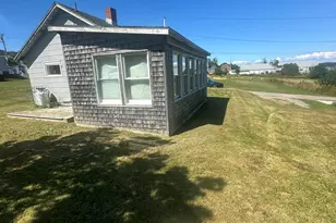 8 Michenor St, Eastport, ME 04631 - Photo 5