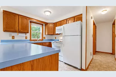 5 Iris Drive, Scarborough, ME 04074 - Photo 5