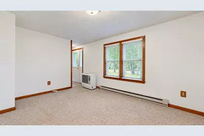 5 Iris Drive, Scarborough, ME 04074 - Photo 9