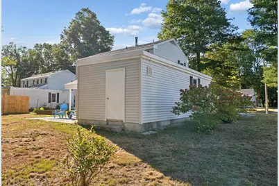 16 Moore Avenue, Brunswick, ME 04011 - Photo 9