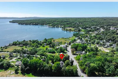 121 E Main Street, Searsport, ME 04974 - Photo 9