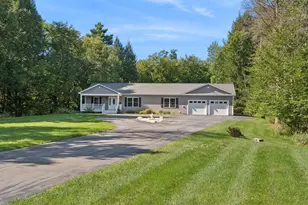 140 Stone Hill Rd, Farmington, ME 04938 - Photo 7
