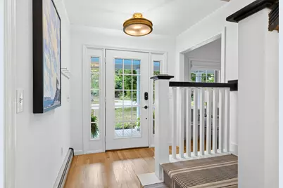 6 Meadowview Lane, Cape Elizabeth, ME 04107 - Photo 3
