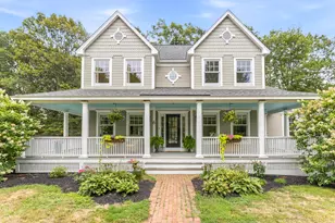 6 Meadowview Ln, Cape Elizabeth, ME 04107 - Photo 1