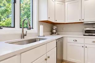 32 Carriage Hill Dr, Windham, ME 04062 - Photo 19