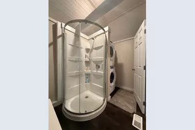 166 W Broadway, Bangor, ME 04401 - Photo 15