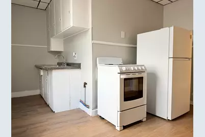 111-117 Ash Street, Lewiston, ME 04240 - Photo 9