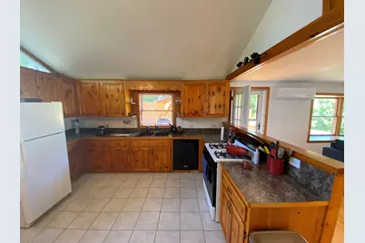 49 E Valentine Street, Westbrook, ME 04092 - Photo 9