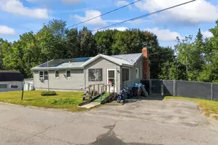 9 Sanford Ave, Milo, ME 04463 - Photo 3