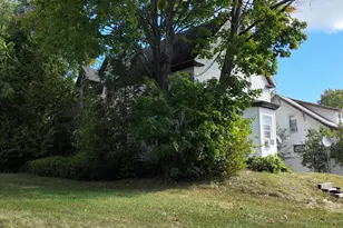 19 Oakland St, Waterville, ME 04901 - Photo 3