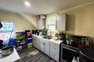 92 Cottage St, Westbrook, ME 04092 - Photo 15