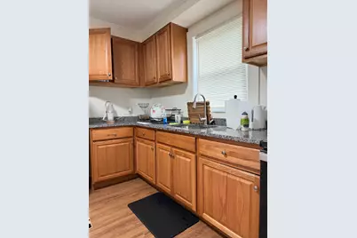 107 Broad Street, Auburn, ME 04210 - Photo 23