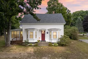 18 Maple St, North Berwick, ME 03906 - Photo 1