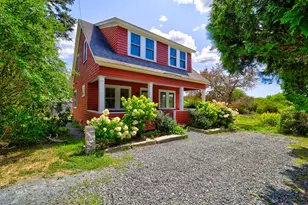 648 N Sedgwick Rd, Sedgwick, ME 04676 - Photo 1