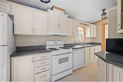 195 Oak Hill Road, Lebanon, ME 04027 - Photo 11