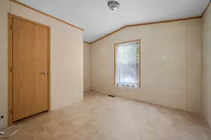 195 Oak Hill Rd, Lebanon, ME 04027 - Photo 13