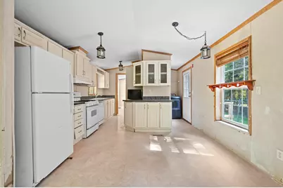 195 Oak Hill Road, Lebanon, ME 04027 - Photo 9