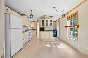 195 Oak Hill Rd, Lebanon, ME 04027 - Photo 9