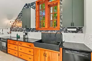 40 Robinson St, Bath, ME 04530 - Photo 11