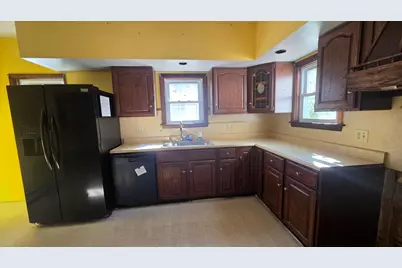 77 Stillwater Avenue, Bangor, ME 04401 - Photo 11
