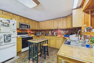 498 Hunts Meadow Rd, Whitefield, ME 04353 - Photo 5