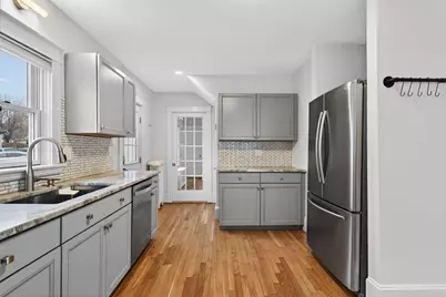 930 Forest Avenue, Portland, ME 04103 - Photo 9