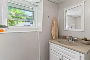 112 Dennett St, Portland, ME 04102 - Photo 31