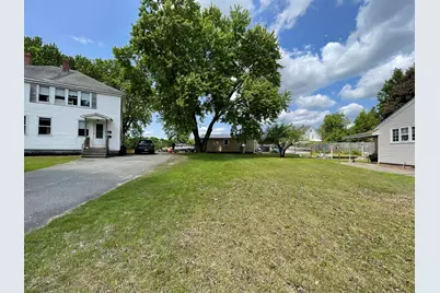 68 Prospect Street, Millinocket, ME 04462 - Photo 5