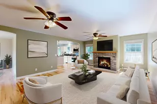 13 Bowdoin Dr, Lewiston, ME 04240 - Photo 5