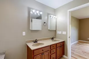 13 Bowdoin Dr, Lewiston, ME 04240 - Photo 55