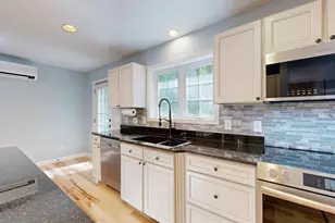 13 Bowdoin Dr, Lewiston, ME 04240 - Photo 31