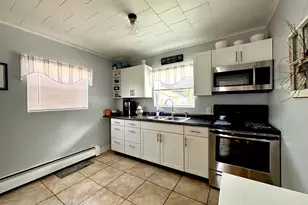 27 Eastland Ave, Millinocket, ME 04462 - Photo 5