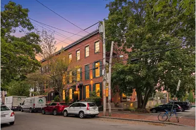 15 Pine Street, Portland, ME 04102 - Photo 1