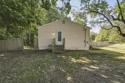 658 Middle Road, Sabattus, ME 04280 - Photo 3