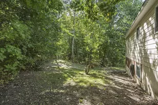 658 Middle Rd, Sabattus, ME 04280 - Photo 45