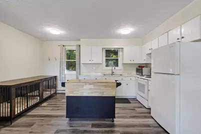 658 Middle Road, Sabattus, ME 04280 - Photo 9