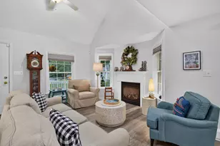 17 Cambridge Ct, Kennebunk, ME 04043 - Photo 7
