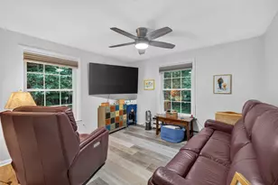 17 Cambridge Ct, Kennebunk, ME 04043 - Photo 21