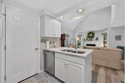 17 Cambridge Court #17, Kennebunk, ME 04043 - Photo 11