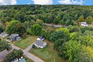 6 Brooks St, Orono, ME 04473 - Photo 5