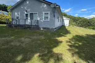 15 Cox Hill Rd, Liberty, ME 04949 - Photo 1
