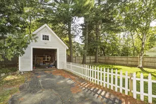 72 Oak St, Old Town, ME 04468 - Photo 3