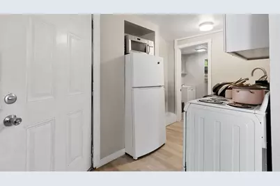 176 Court Street, Bangor, ME 04401 - Photo 21