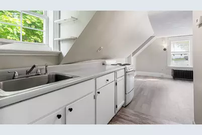 176 Court Street, Bangor, ME 04401 - Photo 51