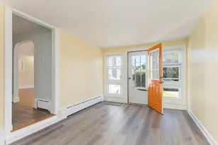 10 Pleasant Ave, Cape Elizabeth, ME 04107 - Photo 3