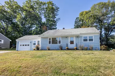 10 Pleasant Avenue, Cape Elizabeth, ME 04107 - Photo 1