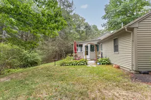 66 Gail Ln, Yarmouth, ME 04096 - Photo 3