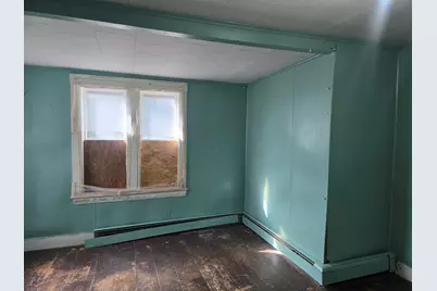 7 Lake Street, Oxford, ME 04270 - Photo 13